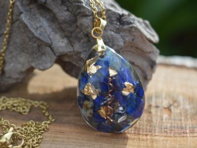 Pendentif Orgonite Goutte 30x20 mm Lapis Lazuli et Feuilles d'Or Pièce Unique N°LAPIS-OR-3